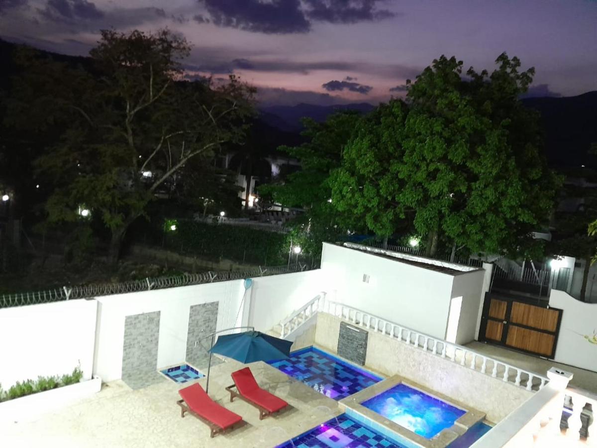 Hotel Santa Fe Del Parque Santa Fe de Antioquia Dış mekan fotoğraf