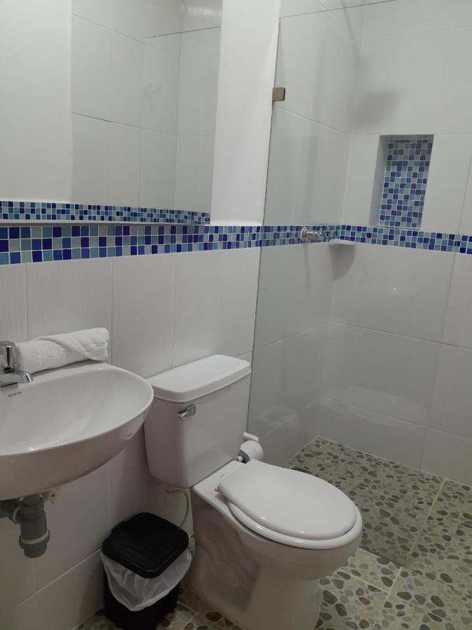Hotel Santa Fe Del Parque Santa Fe de Antioquia Dış mekan fotoğraf